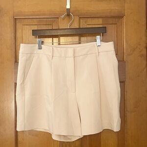 Nine West Pleated Front‎ High-Waisted Shorts Womens Size 14 Light Beige